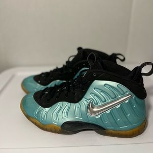 Nike FoamPosite Pro Island Green size 7Y